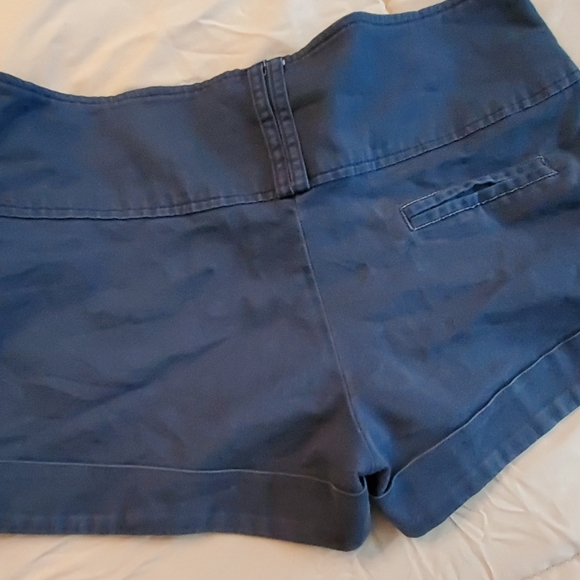 Shorts - Picture 2 of 2